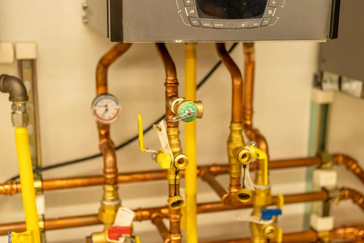 Licensed technician providing Slab Leak Repair for a homeowner in East Aurora